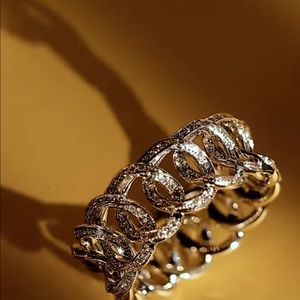 Meet your Posher, Gabriela